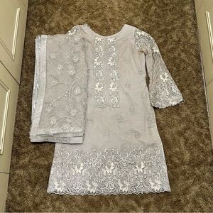 Pakistani Women’s Stitched Formal Silver S/M